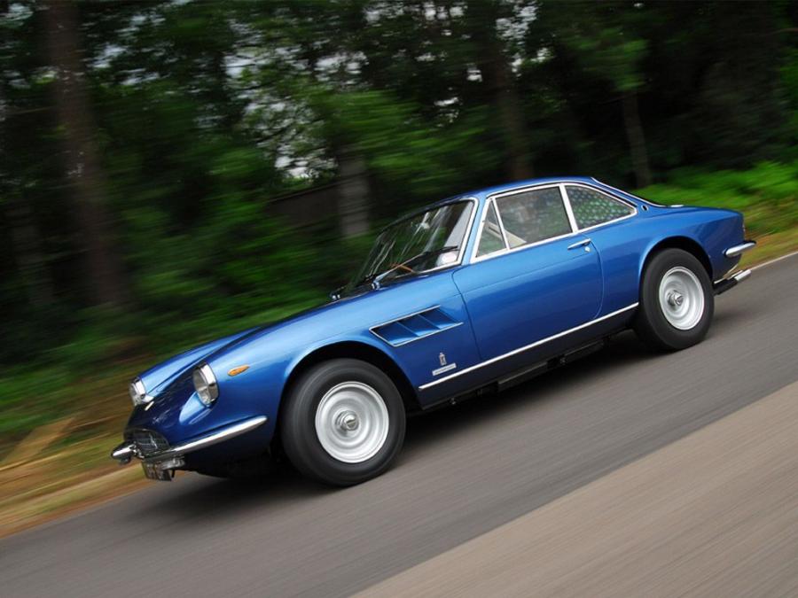  Ferrari 330 GT 2+2 (Series I) 1964 года  (фото 8 из 44)